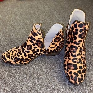 Leopard Print Booties (New, Never worn)